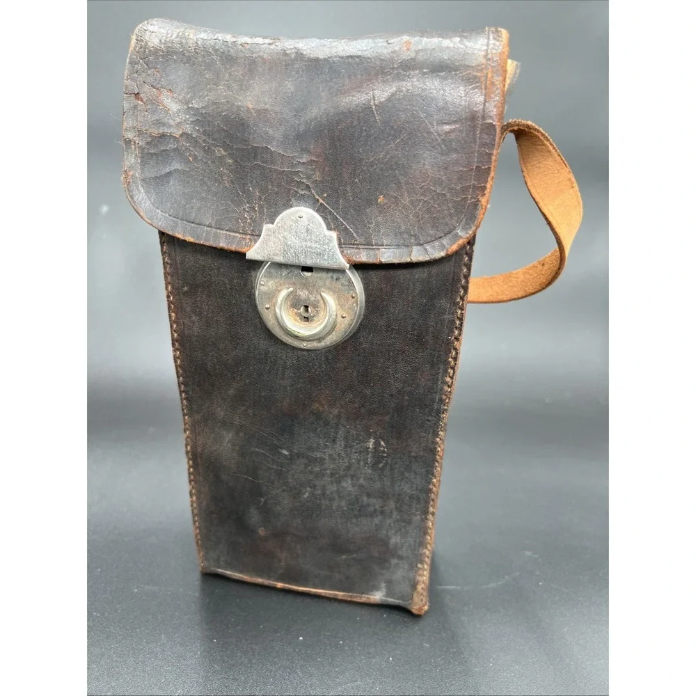 Vintage Eastman Kodak No. 2-C Folding Autographic Brownie Camera With Case